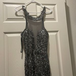 Formal dress can be used for any occasion